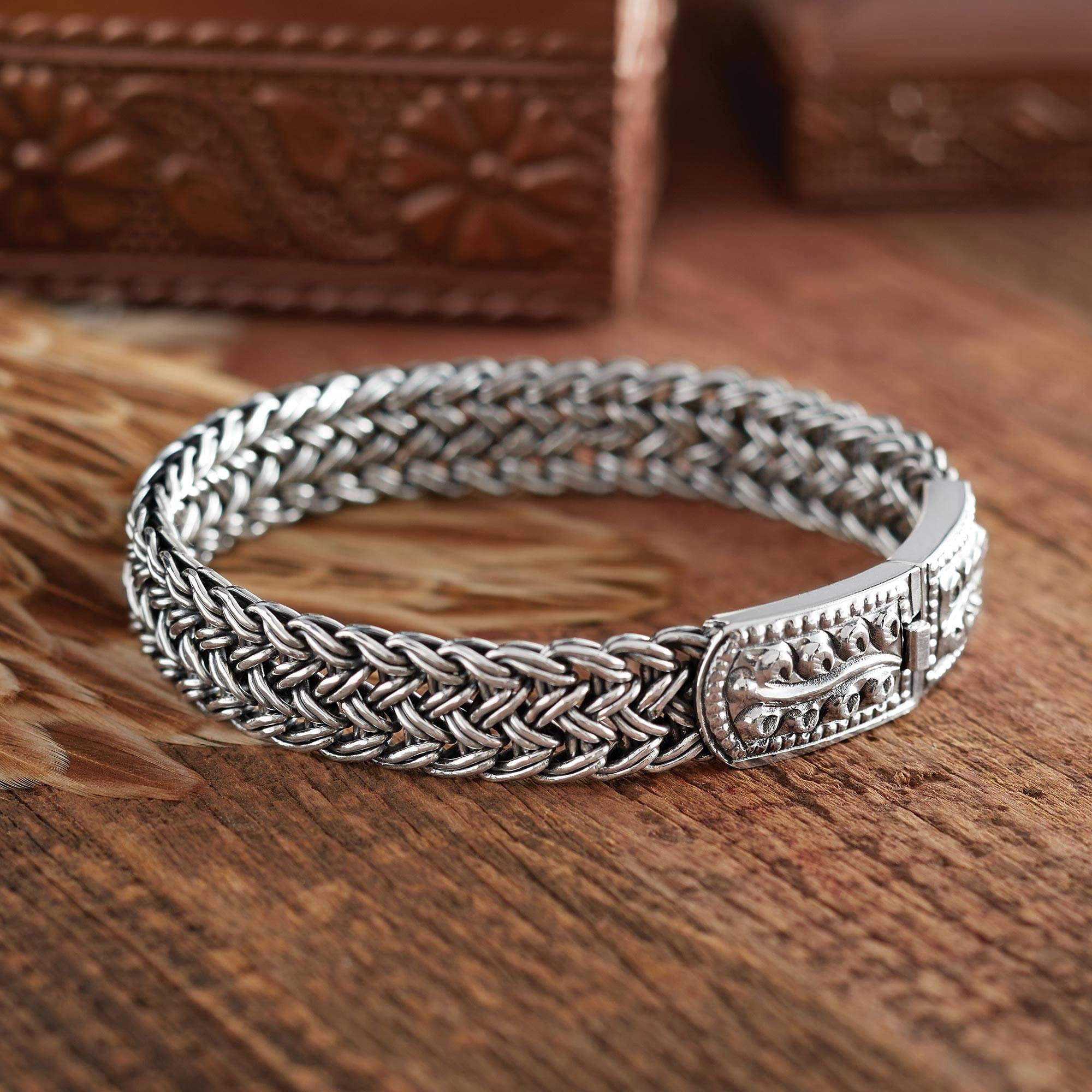 Amazon.com: NOVICA Handmade .925 Sterling Silver Braided Bracelet Chain No  Stone Indonesia [7.5 in L x 0.3 in W] 'Links of Power': Chain Bracelets:  Clothing, Shoes & Jewelry